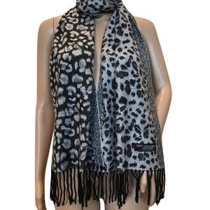 Black and Grey print 100% Cashmere Scarf